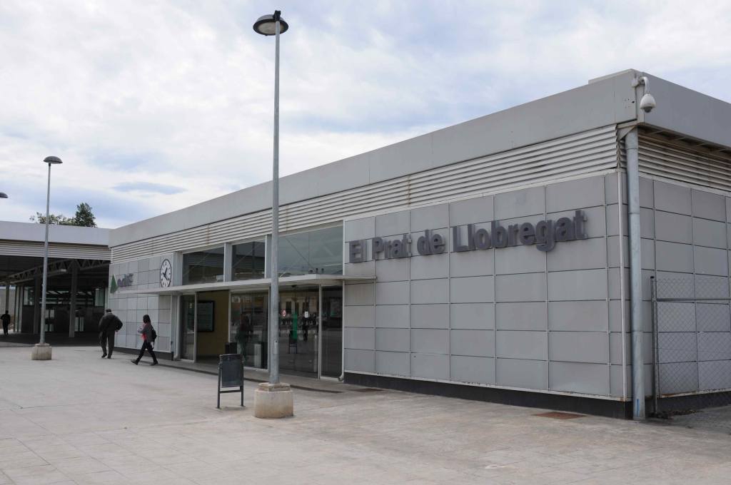 L'Ajuntament del Prat reclama a Renfe que repari les deficiències de l'estació