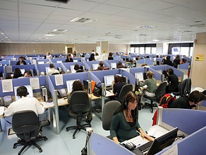 Comdata ha comunicat als treballadors que presentarà un Expedient de Regulació d'Ocupació (ERO) per a la majoria de centres que té a l'Estat espanyol