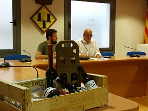 Durant la presentació de la 37a Festa de la Cirera de Torrelles de Llobregat