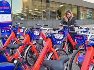 Avui dilluns, 30 de gener, l'AMB ha posat en marxa el nou servei de bicicleta compartida de l'àrea metropolitana de Barcelona