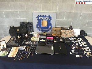 Es van localitzar aparells d’electrònica, bosses de mà de luxe, rellotges i joies sostrets en els diferents robatoris
