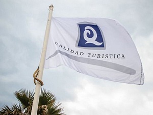 l'ICTE ha anunciat que la platja de Castelldefels mantindrà el distintiu Q de Qualitat Turística per al 2021