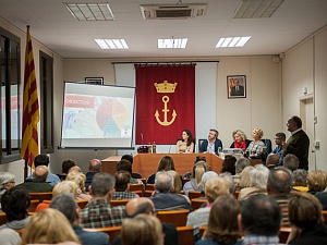 Un centenar de veïns i veïnes es van aplegar a la Sala de Plens de l'Ajuntament de Sant Climent de Llobregat per conèixer els resultats de la primera Legislatura d'Economia Social i Solidària al municipi