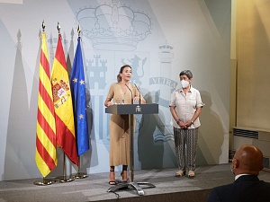 La ministra de Transports, Mobilitat i Agenda Urbana, Raquel Sánchez, va anunciar ahir que el govern espanyol suspèn la inversió de 1.700 milions d'euros prevista pel projecte d'ampliació de l'aeroport del Prat