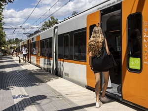 Ferrocarrils de la Generalitat de Catalunya (FGC) restablirà finalment demà dijous la circulació entre les estacions de Sant Boi i Molí Nou
