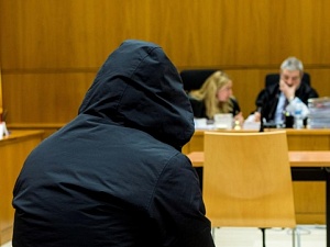 Els acusats de la violació múltiple de Sant Boi de Llobregat neguen els càrrecs