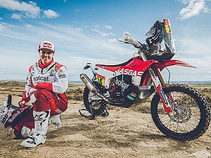 Laia Sanz ja està preparant el nou Dakar amb una nova motocicleta
